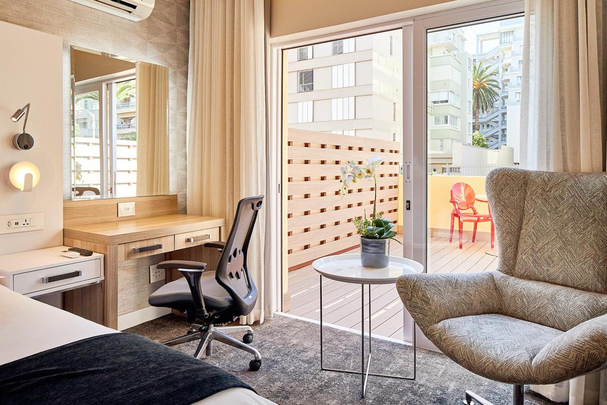 First Group Riviera Suites Cape Town Ngoại thất bức ảnh