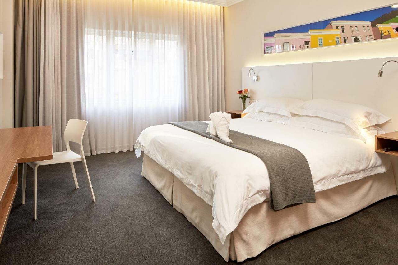 First Group Riviera Suites Cape Town Ngoại thất bức ảnh