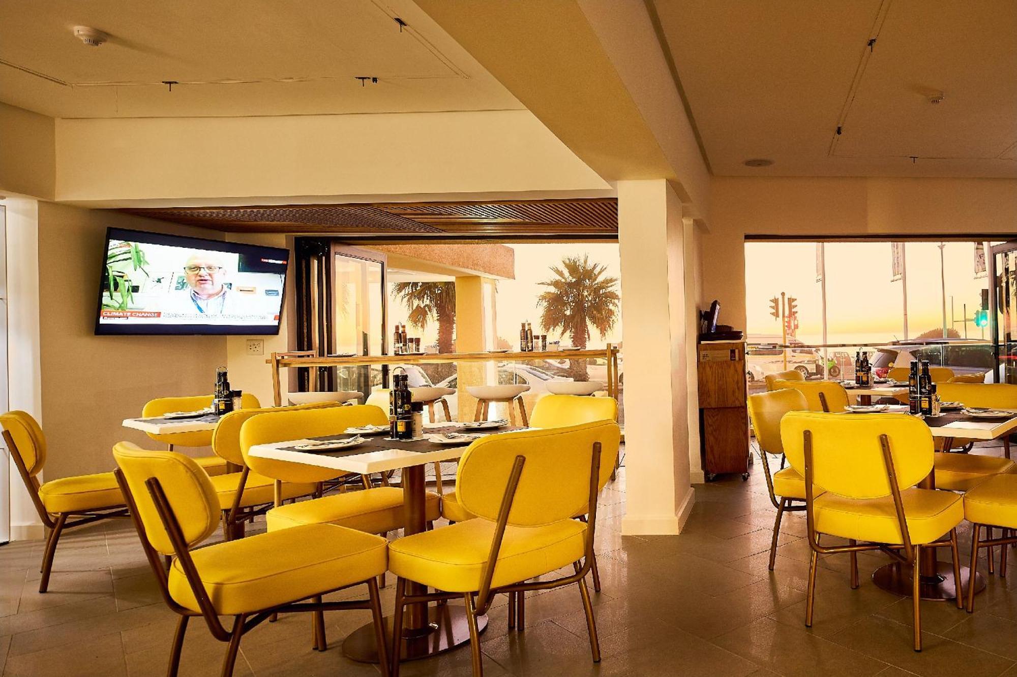 First Group Riviera Suites Cape Town Ngoại thất bức ảnh